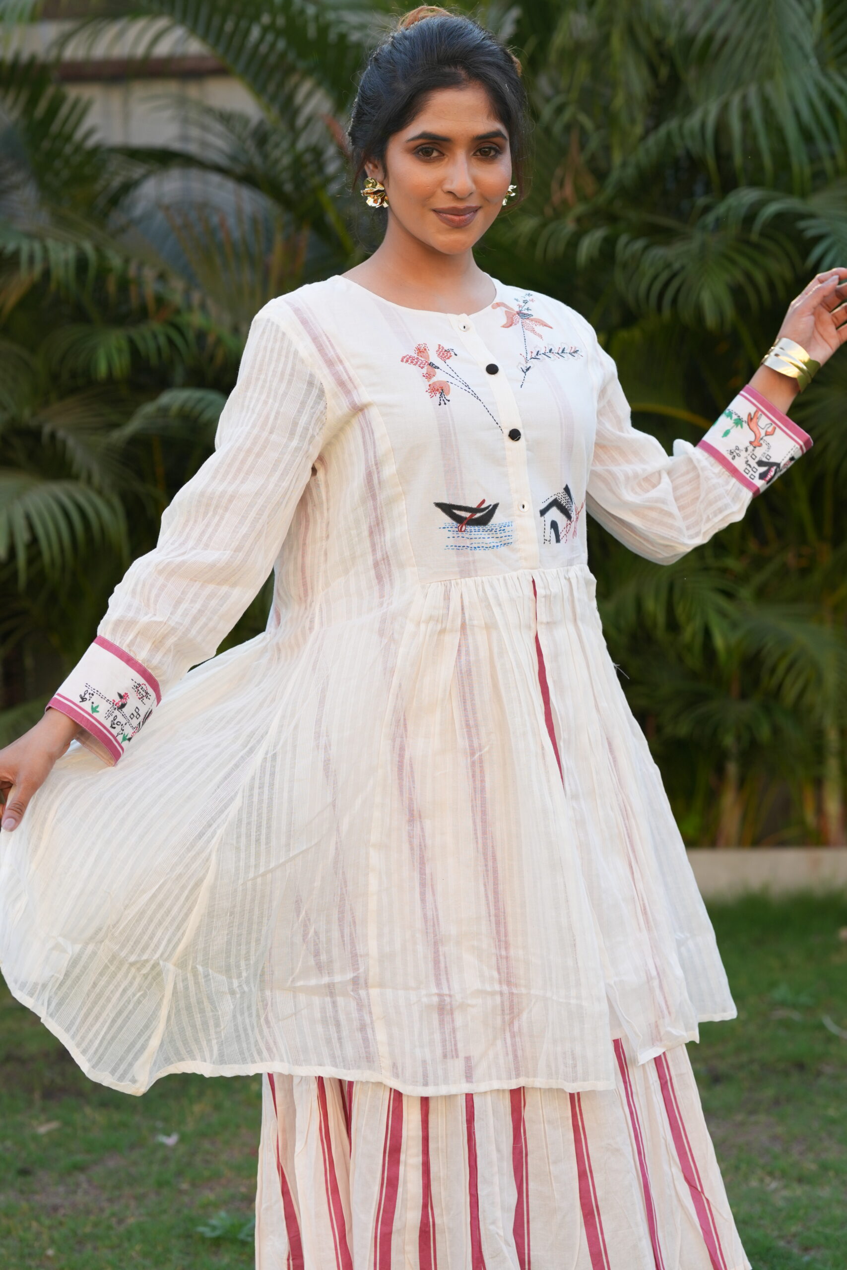 Layered Kurta Set with Printed Skirt Detail