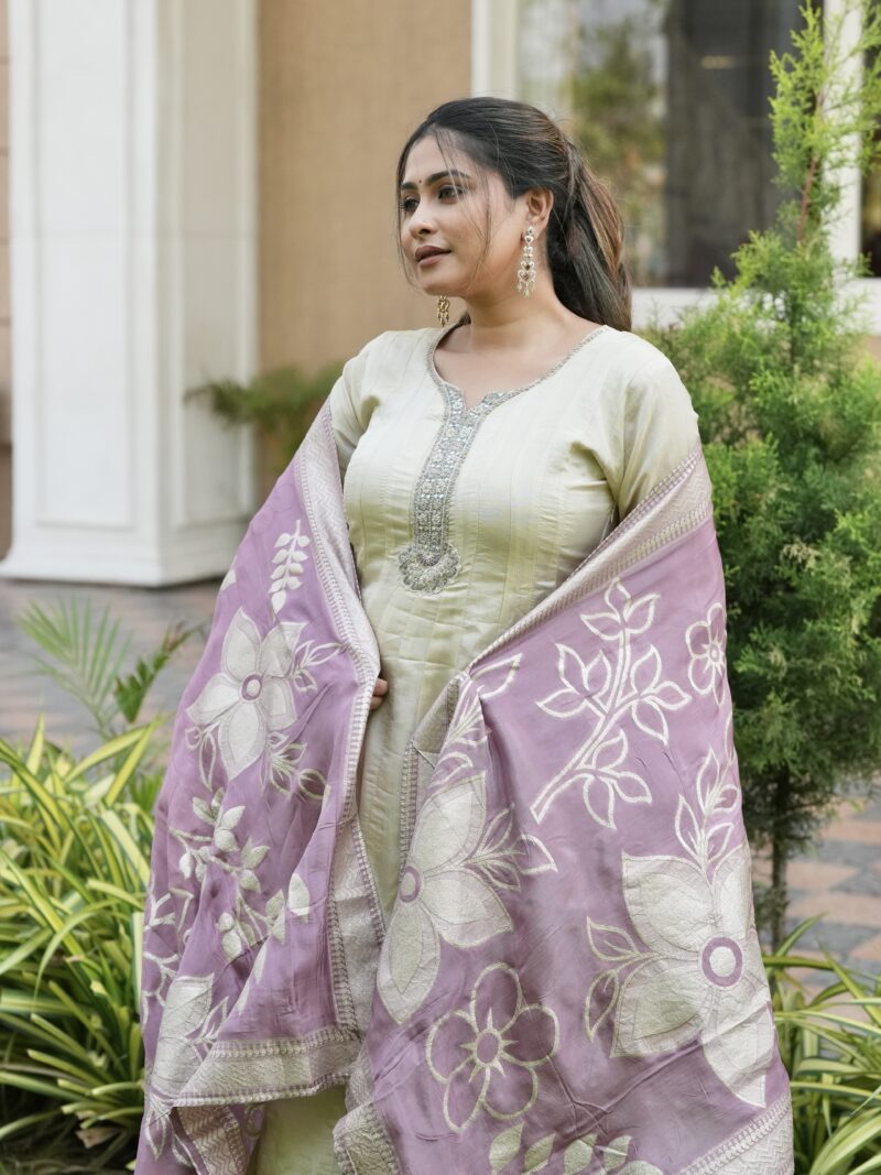 Pista Green Kurta Set with Floral Woven Dupatta